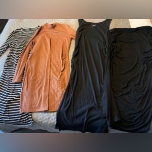 Maternity clothes bundle
